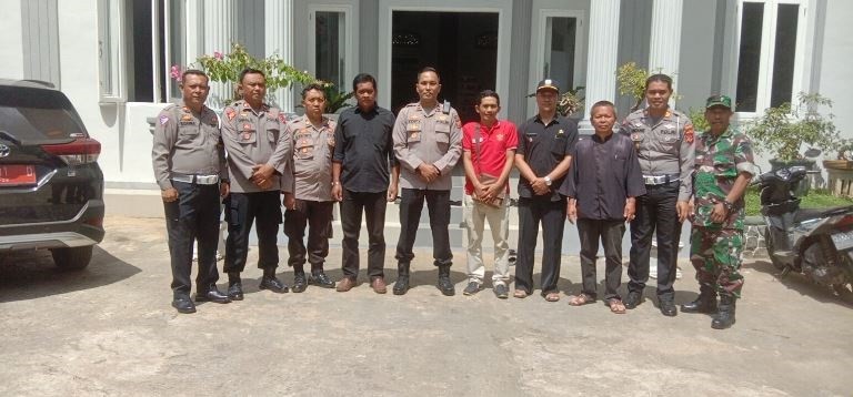 foto_bareng_wakapolres-III.jpg