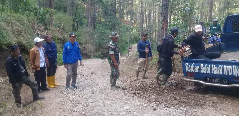 Monitring_Pembangunan_jalan_Cimasuk-.png